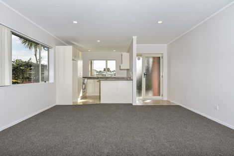 Photo of property in 45 Martin Jugum Lane, Ranui, Auckland, 0612
