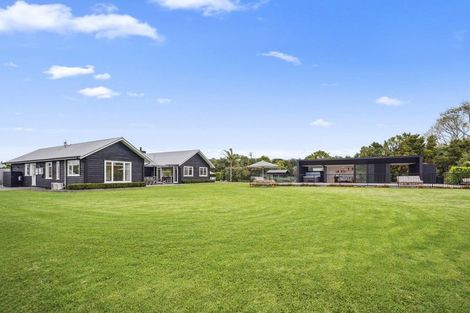 Photo of property in 142 Omaha Flats Road, Tawharanui Peninsula, Warkworth, 0986