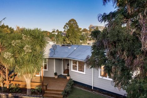 Photo of property in 25 Clifton Terrace, Brookfield, Tauranga, 3110