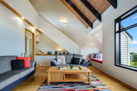 Photo of property in 13 Frances Street, Waikanae Beach, Waikanae, 5036