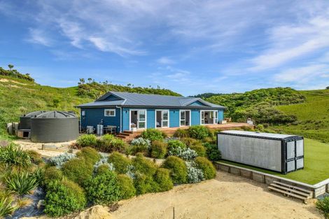 Photo of property in 13 Otaraia Road, Riversdale Beach, Masterton, 5872