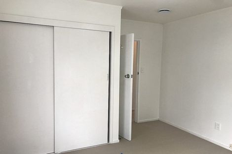 Photo of property in 1/4 Keldale Place, Forrest Hill, Auckland, 0620