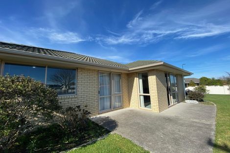 Photo of property in 1 Gardenia Close, Melville, Hamilton, 3206