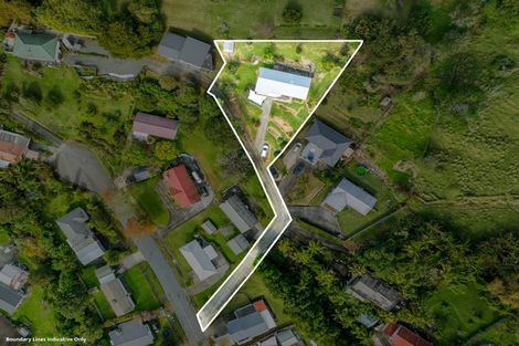 Photo of property in 10 Willow Place, Horahora, Whangarei, 0110