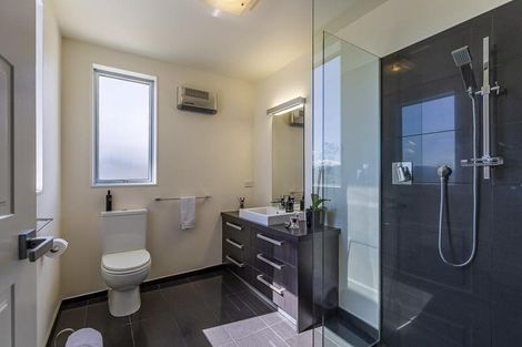 Photo of property in 18 Istana Place, Britannia Heights, Nelson, 7010