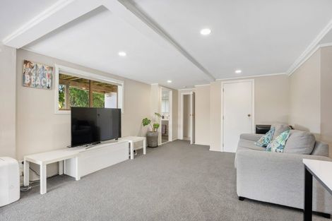 Photo of property in 12 Braemar Road, Rothesay Bay, Auckland, 0630