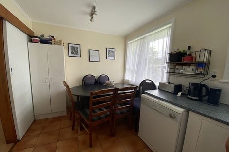 Photo of property in 31 Speargrass Grove, Timberlea, Upper Hutt, 5018