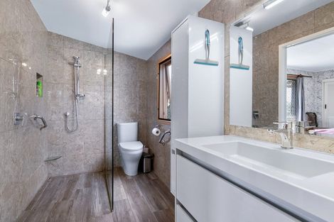 Photo of property in 382 Kimberley Road, Levin, 5571