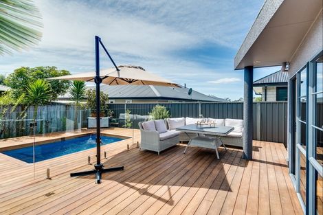 Photo of property in 14 Scott Place, Havelock North, 4130