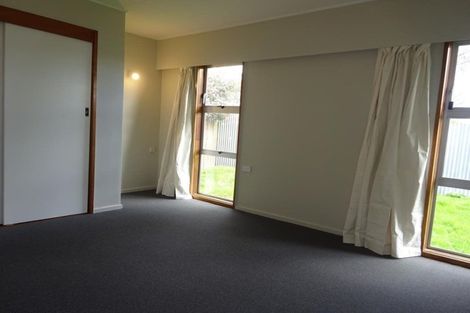 Photo of property in 813 Huia Street, Camberley, Hastings, 4120