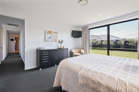 Photo of property in 46 Charles Upham Drive, Rangiora, 7400
