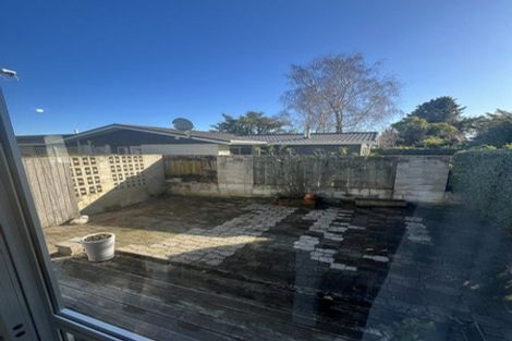 Photo of property in 25 Kaweka Place, Havelock North, 4130