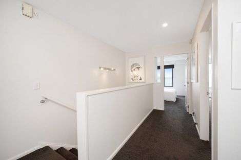 Photo of property in 4/148 Evans Bay Parade, Roseneath, Wellington, 6021