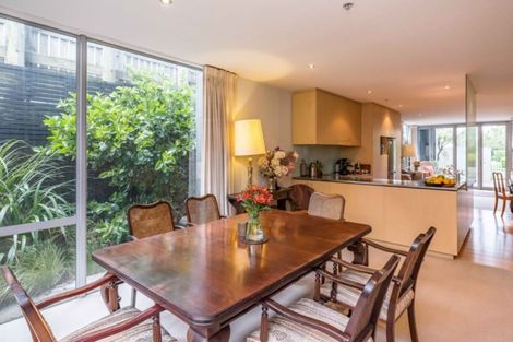 Photo of property in Sanctum Apartment, 10 Ebor Street, Te Aro, Wellington, 6011