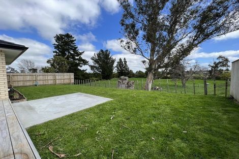 Photo of property in 16 Oldfield Lane, Marton, 4710