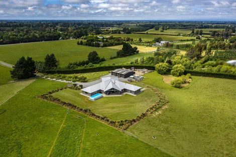Photo of property in 61 Loburn Whiterock Road, Loburn, Rangiora, 7472