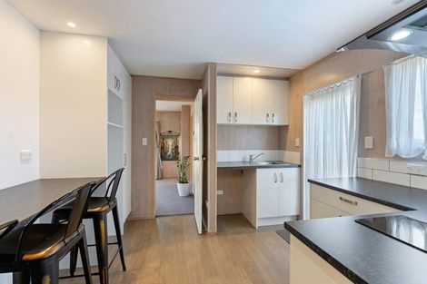 Photo of property in 10a Alexander Road, Raumati Beach, 5032