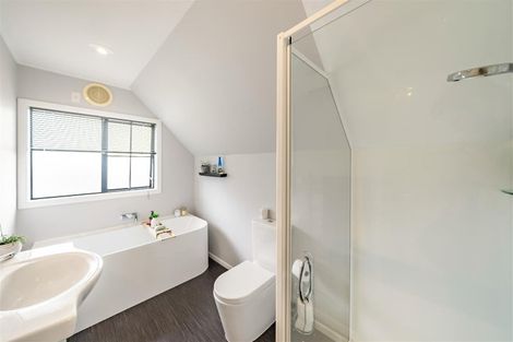 Photo of property in 21 Marlborough Street, Silverstream, Upper Hutt, 5019