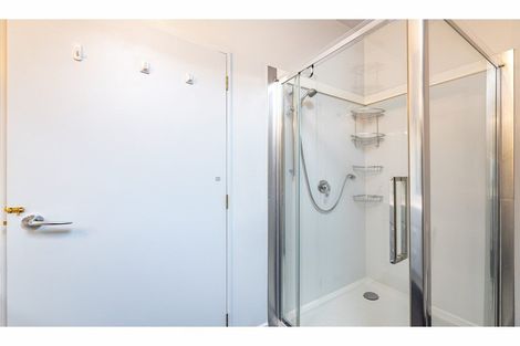 Photo of property in 28 Brockworth Place, Riccarton, Christchurch, 8011