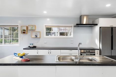 Photo of property in 44 Glenbervie Crescent, Massey, Auckland, 0614