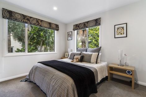 Photo of property in 1/164 Aberdeen Road, Campbells Bay, Auckland, 0620