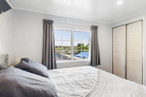 Photo of property in 44 Glenbervie Crescent, Massey, Auckland, 0614