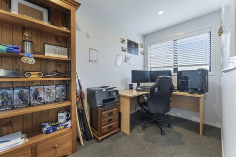 Photo of property in 15 Quigley Crescent, Cromwell, 9310