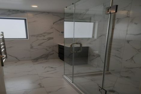 Photo of property in 1/5 Bolton Street, Blockhouse Bay, Auckland, 0600