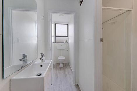 Photo of property in 4/43 Brockworth Place, Riccarton, Christchurch, 8011