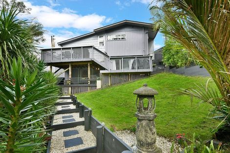 Photo of property in 38 Weatherly Road, Torbay, Auckland, 0630
