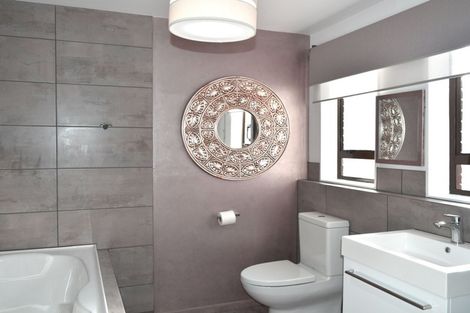 Photo of property in 22 He Awa Crescent, Waikanae, 5036