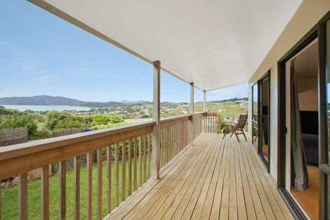 Photo of property in 37 Cable Bay Block Road, Cable Bay, 0420