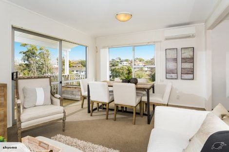 Photo of property in 1/124 Deep Creek Road, Torbay, Auckland, 0630