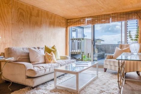 Photo of property in 50 Waitea Road, Muriwai, 0881