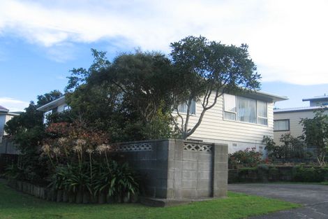 Photo of property in 7 Findhorn Place, Papakowhai, Porirua, 5024