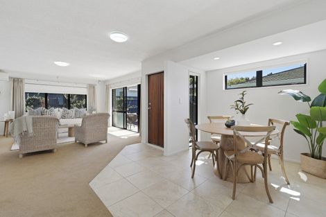 Photo of property in 317b Devonport Road, Tauranga, 3110