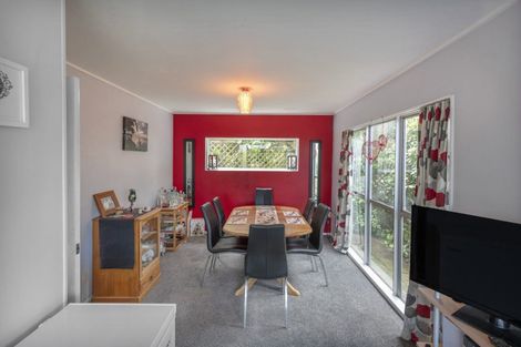 Photo of property in 29 Ranui Crescent, Khandallah, Wellington, 6035