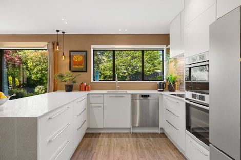 Photo of property in 22a Crosdale Place, Burnside, Christchurch, 8042