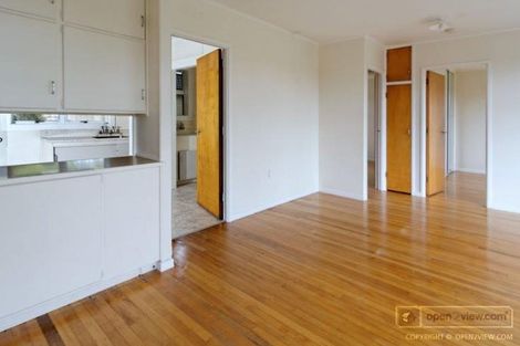 Photo of property in 12d Dawn Place, Te Atatu South, Auckland, 0610
