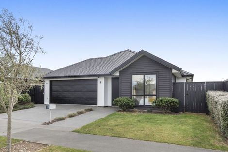 Photo of property in 33 Wakefield Drive, Rolleston, 7615