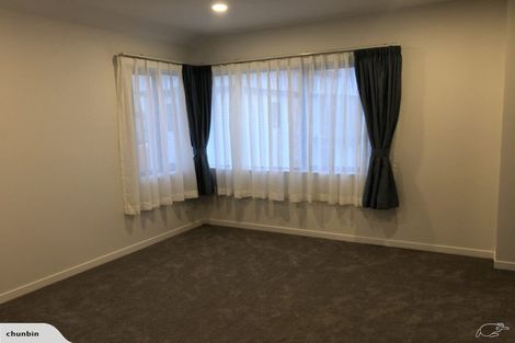 Photo of property in 41 Toanui Road, Hobsonville, Auckland, 0616