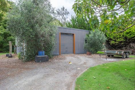 Photo of property in 14 Pohutukawa Drive, Levin, 5571