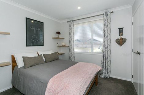 Photo of property in 27 Aparima Place, Awatoto, Napier, 4110