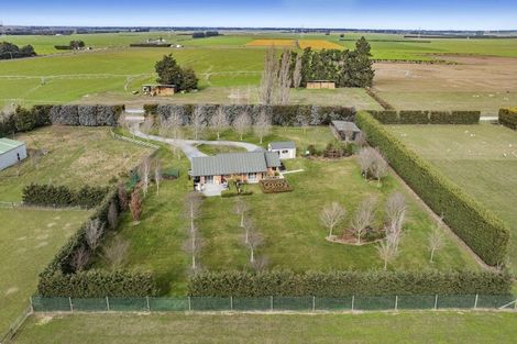 Photo of property in 586 Rakaia Selwyn Road, Leeston, 7682