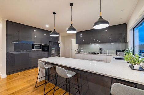 Photo of property in 14 Windlass Street, Long Bay, Auckland, 0630