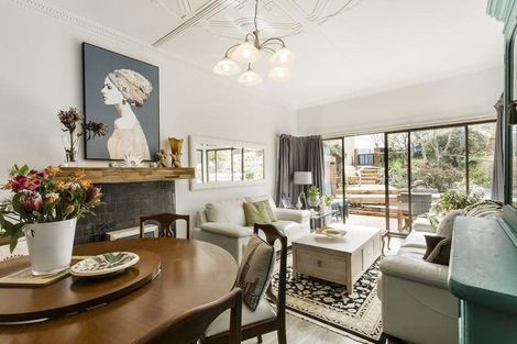 Photo of property in 16a Grandview Crescent, Opoho, Dunedin, 9010