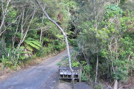 Photo of property in 152 Konini Road, Titirangi, Auckland, 0604