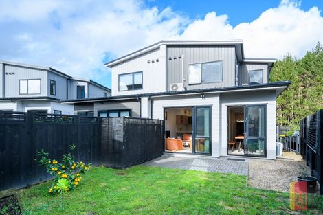 Photo of property in 6 Kauri Amber Road, Westgate, Auckland, 0614
