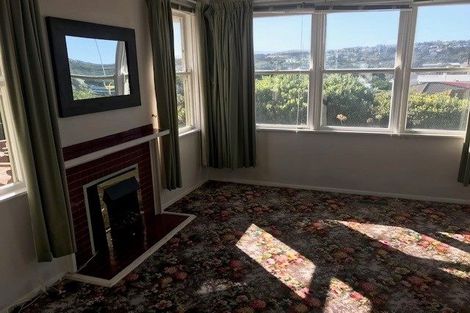 Photo of property in 35 Tireti Road, Titahi Bay, Porirua, 5022