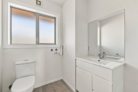 Photo of property in 1/52 North Avon Road, Richmond, Christchurch, 8013